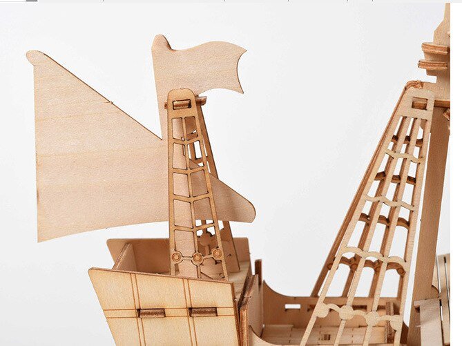 Laser Cutting DIY Sailing Ship Train Airplane Toys 3D Wooden Puzzle Toy Assembly Model Kits Desk Decoration for Children Kids